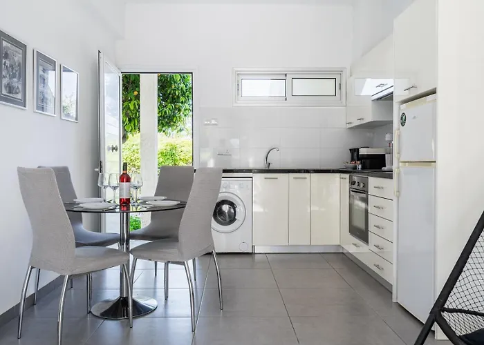 2br Garden Condo_protaras *